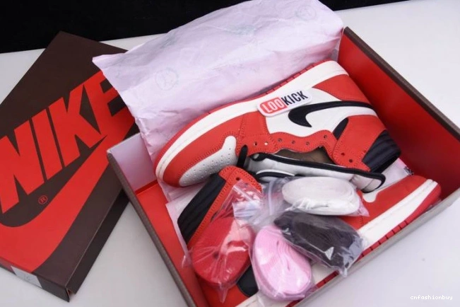 - RETRO AIR HIGH X OG JORDAN 1 CD4487 100(RED) TRAVIS SCOTT 0921